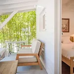 Superbe De Avec Piscine Chauffee Et Jacuzzi Proche Des Plages Villa *