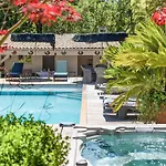 Villa Superbe De Avec Piscine Chauffee Et Jacuzzi Proche Des Plages