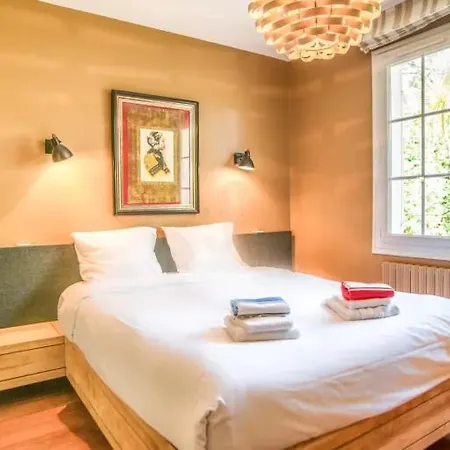 Villa Superbe De Avec Piscine Chauffee Et Jacuzzi Proche Des Plages