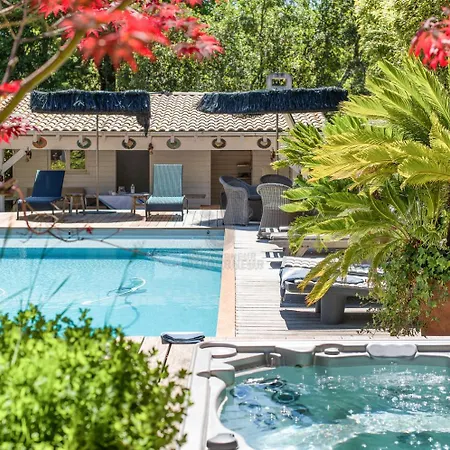 Vila Superbe De Avec Piscine Chauffee Et Jacuzzi Proche Des Plages