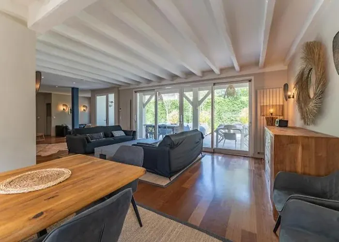 Superbe De Avec Piscine Chauffee Et Jacuzzi Proche Des Plages La Teste-de-Buch