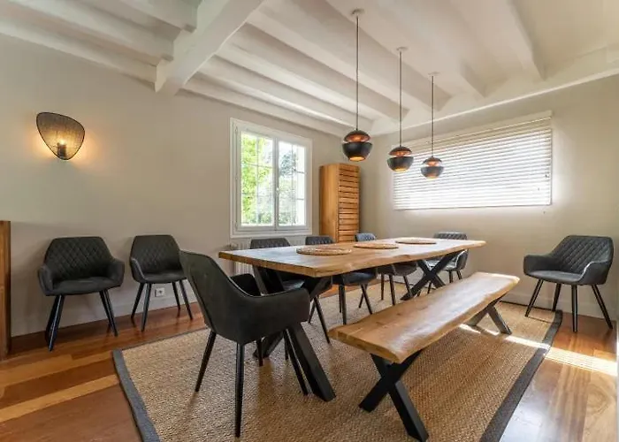 Superbe De Avec Piscine Chauffee Et Jacuzzi Proche Des Plages Villa La Teste-de-Buch