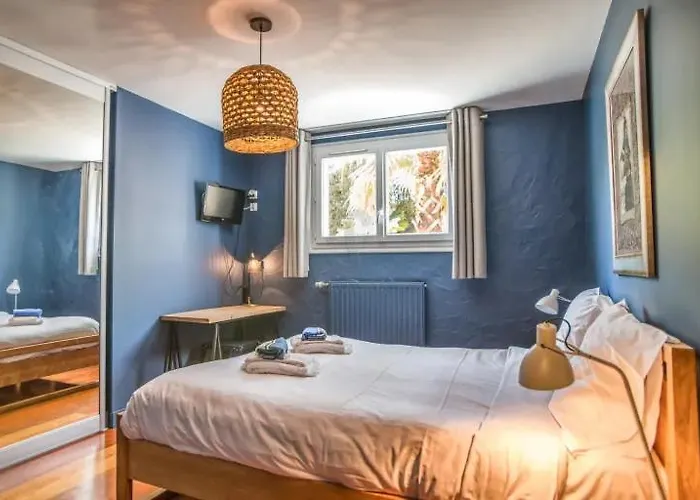 Superbe De Avec Piscine Chauffee Et Jacuzzi Proche Des Plages * La Teste-de-Buch